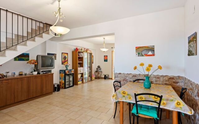 Lovely Villa in Messina near Sea Beach