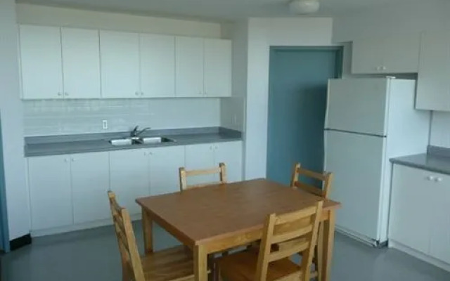 Neill-Wycik Backpackers Hotel