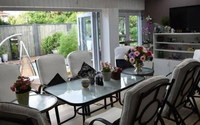 European Touch Guest House