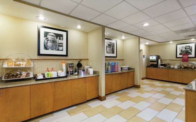 Hampton Inn Petersburg-Southpark Mall