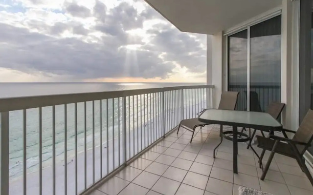 Silver Beach Towers E1505