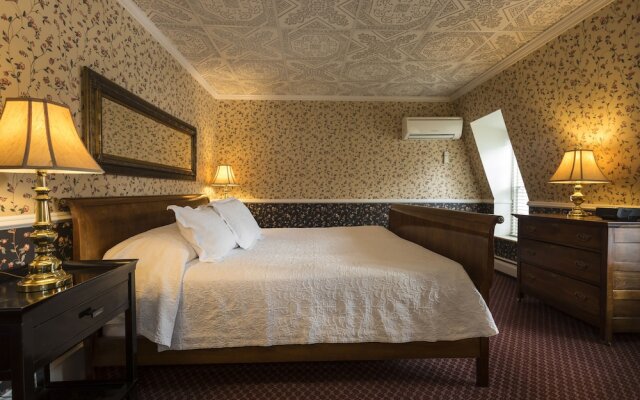 Stafford's Bay View Inn