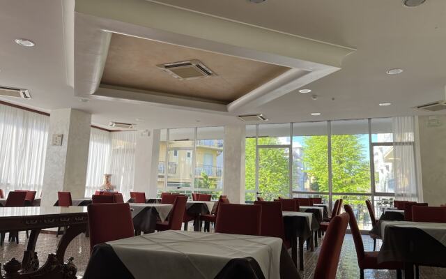 Hotel Fellini Rimini