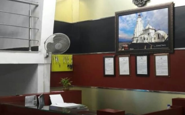 Hotel Lords Highway Inn