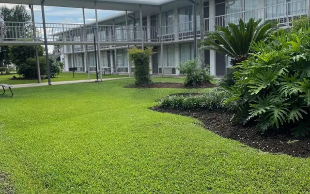 Plantation Inn of Houma