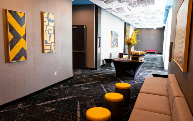 Aloft Dallas DFW Airport Grapevine