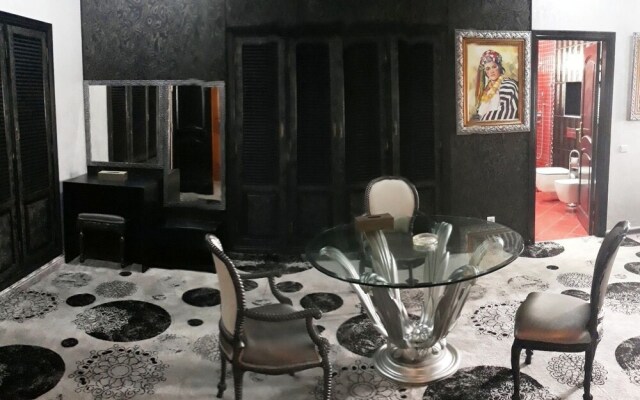 Park Regency Suite Hotel