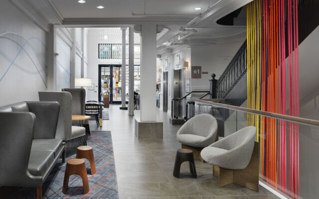 Axiom Hotel