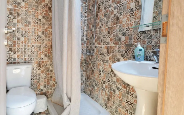 Egnatia Central Spacious 3 Bd Apt