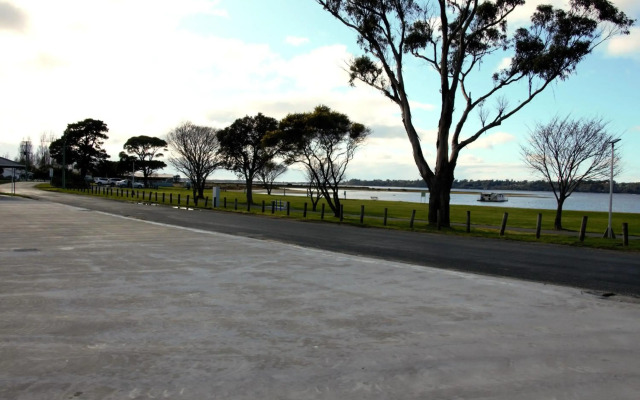 Bayside Hotel