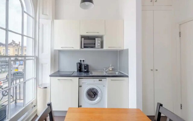 Incredibly Located Studio Flat - Camden Town
