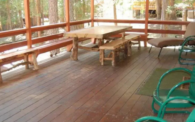 RedAwning Cabin #77 Chipmunk Retreat