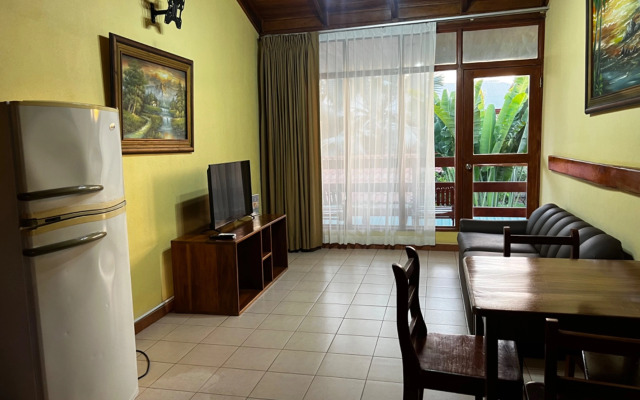 Hotel Amapola Resort
