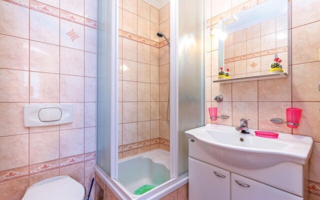 Beautiful Apartment in Crikvenica With Wifi and 2 Bedrooms
