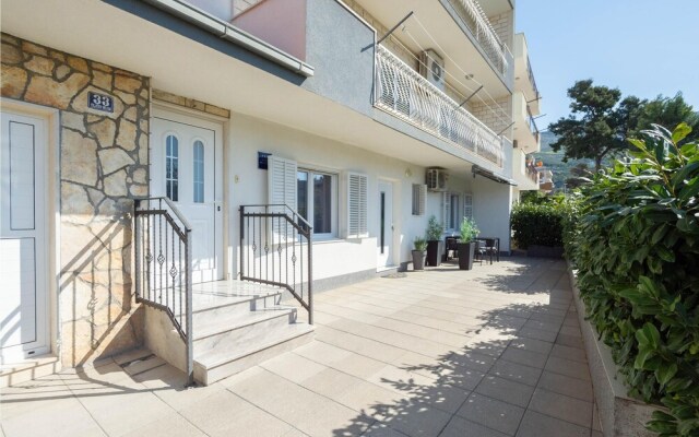 Stunning Apartment in Podstrana With Wifi and 1 Bedrooms