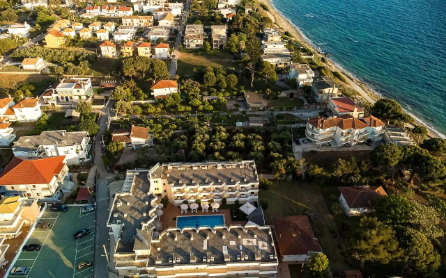 Adonis Hotel