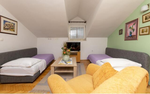Apartment Ivanka in Omis