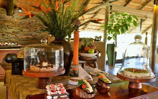 Victoria Falls Safari Club