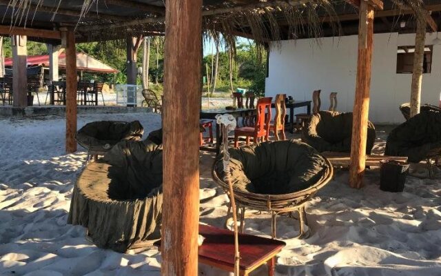 Coconut Boulevard Guesthouse