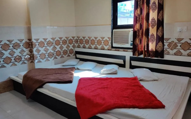 Hotel Ujala Palace