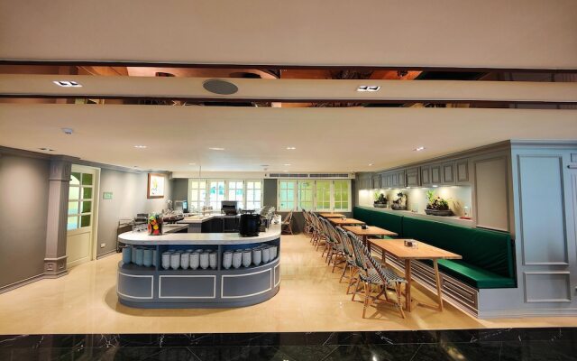 siri grand bangkok hotel