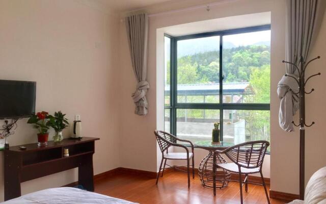 Mountain Scenery Guesthouse