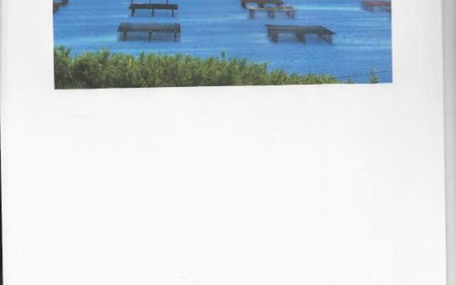 studio lumineux avec terrasse