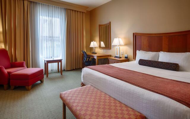 Best Western Plus Swiss Chalet Hotel & Suites