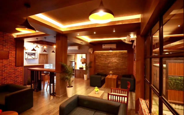 ORFILA INN Airport Hotel
