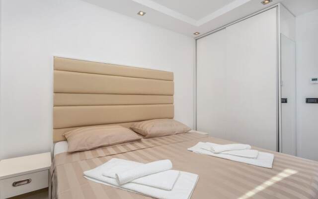 Awesome Home in Malinska With Wifi and 2 Bedrooms