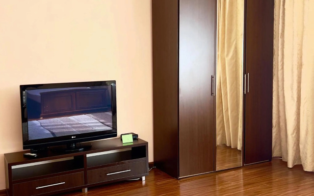 Уютная 1-комнатная квартира возле Байтерека