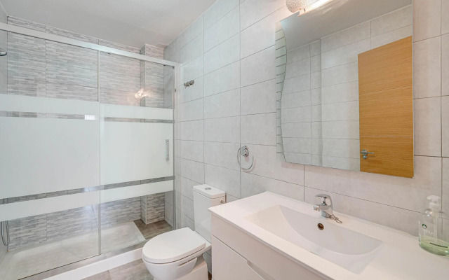 Snug holiday home in Villamartin with garden