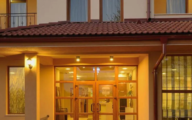 Kamilite Family Hotel