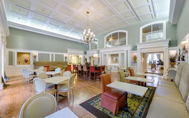 Hampton Inn & Suites Charlotte/South Park at Phillips Place