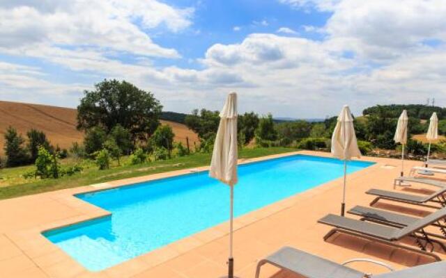 Au Mas Des Calmettes