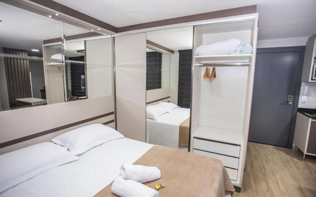 Studio com Cama e Sofá-Cama de Casal - ALL2011