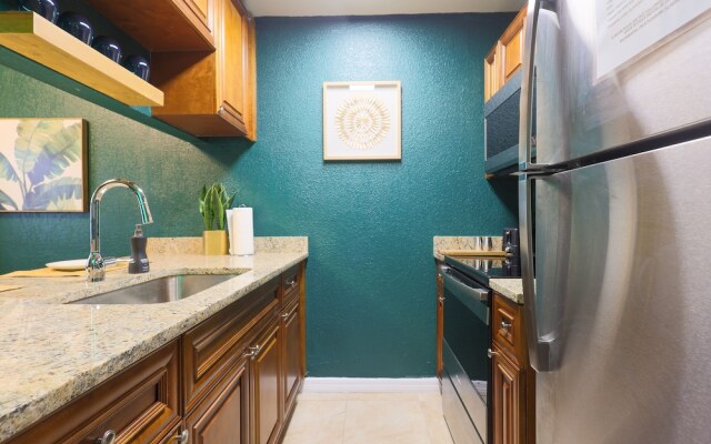 Saint Joseph Suites Down Town Tampa