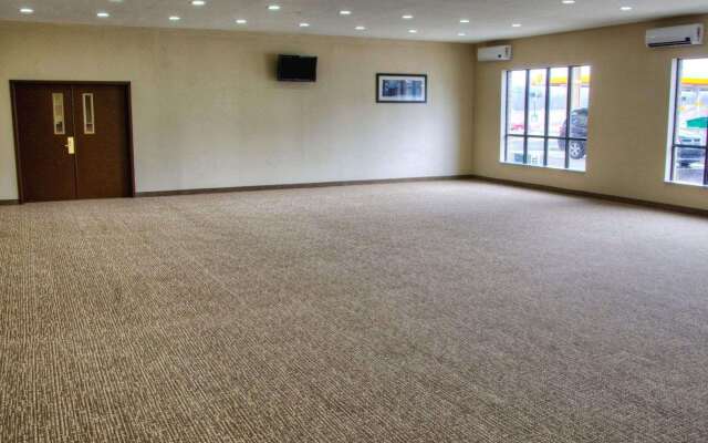 Comfort Suites Plymouth near US-30