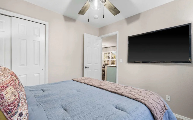 Water's Edge & Golf Course View