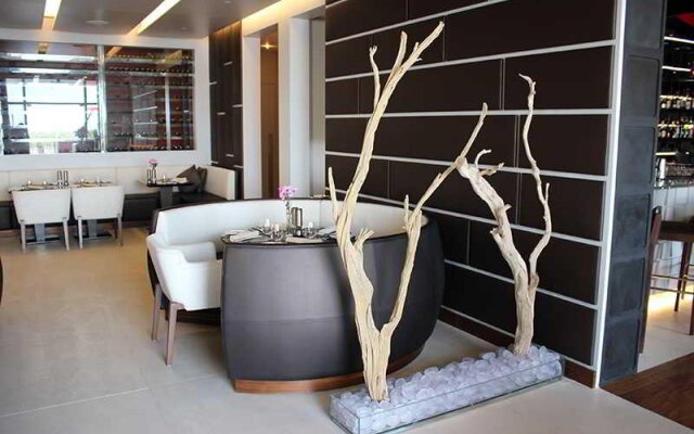 Eastern Mangroves Suites by Jannah