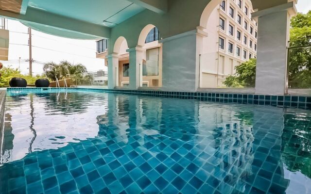 Nida Rooms Classical Suan Luang Srinakarin