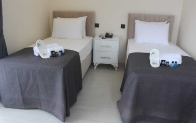 Aziziya Suit Hotel