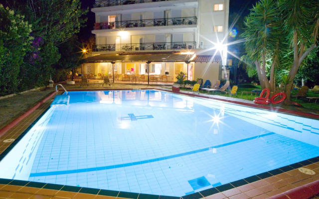Thomas Beach Hotel