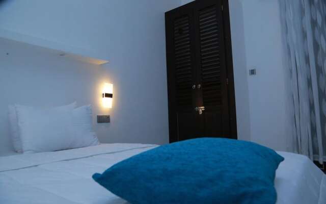Midigama Holiday Inn
