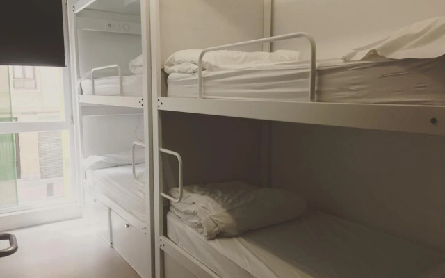 Ganbara Hostel