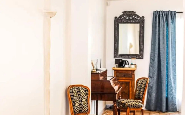 Proven ale House With Pool and spa