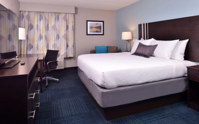 Best Western St. Clairsville Inn & Suites