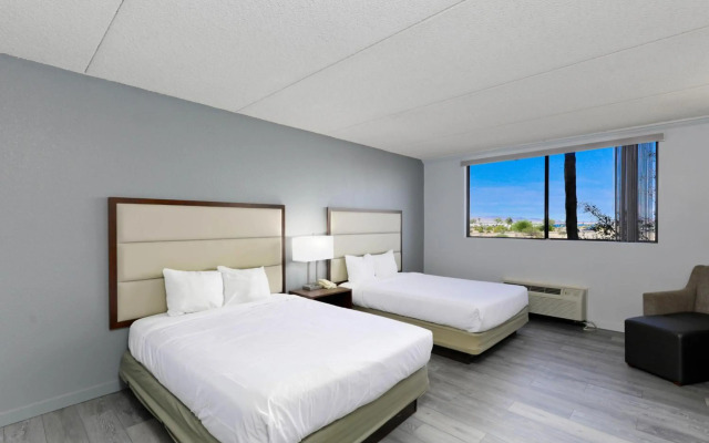 Studio 6 Suites Lake Havasu City, AZ
