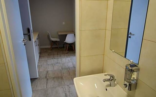 Pod Kominem Pokoje i Apartamenty