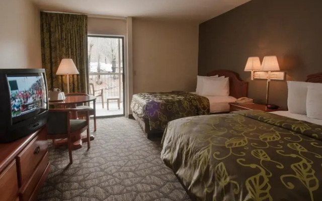 River's Edge Motel